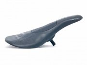 eclat "Gonzo Unpadded" Pivotal Sattel