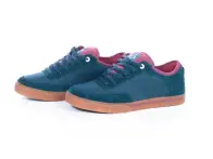 Almond "Duke Low Navy/Red" Shoes