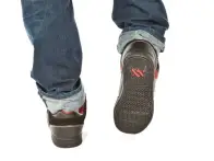 Almond "Metric" Shoes black/red