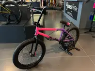 B-Ware - Sunday Bikes "Street Sweeper LHD Jake Seeley" 2022 BMX Rad - Pink/Purple Fade - Freecoaster