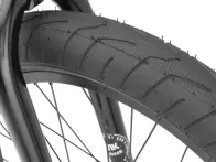 Kink Bikes "Whip" 2022 BMX Rad - Gloss Black Fade