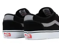 Vans "Chukka Low Sidestripe" Shoes - Black/Grey/White