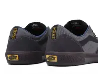 Vans  "AVE" Shoes - Grey / Purple