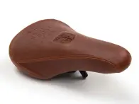 wethepeople "Team V3" Pivotal Seat - Carve Padded
