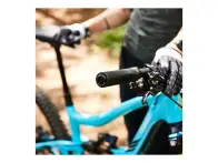Wolf Tooth "Echo" MTB Grips Lock-On