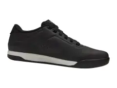 Giro "Latch" MTB Shoes - Black Giro "Latch" MTB Shoes - Black