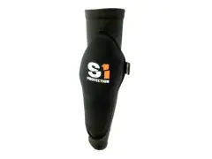 S1 Protection "Defense Pro 1.0" Knee Guards (Kids) - Black S1 Protection "Defense Pro 1.0" Knee Guards (Kids) - Black