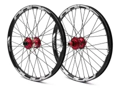 Pride Racing "Control V1" BMX Race Laufräder - 20 Zoll / 20mm-10mm Achse, Disc, Rot Pride Racing "Control V1" BMX Race Laufräder - 20 Zoll / 20mm-10mm Achse, Disc, Rot
