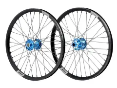 Pride Racing "Control V2 Helium M24" BMX Race Laufräder - Rot, 20 Zoll, 15mm Steckachse, Disc Pride Racing "Control V2 Helium M24" BMX Race Laufräder - Rot, 20 Zoll, 15mm Steckachse, Disc