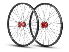 Pride Racing "Helium Control V1" BMX Race Laufräder - 24 Zoll, 20/10mm, Rot Pride Racing "Helium Control V1" BMX Race Laufräder - 24 Zoll, 20/10mm, Rot