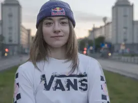 Lara Lessmann VANS BMX