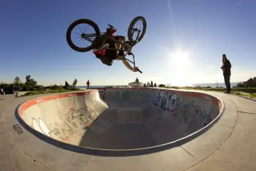 Jonas Bader - Around the world trip - Interview