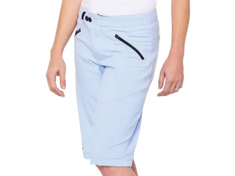 100 Percent "Ridecamp Woman" Kurze Hose - Powder Blue