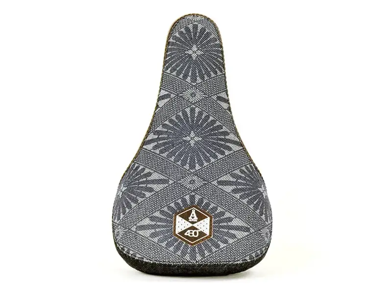 Autum Bikes "Sangenjaya" Tripod Seat