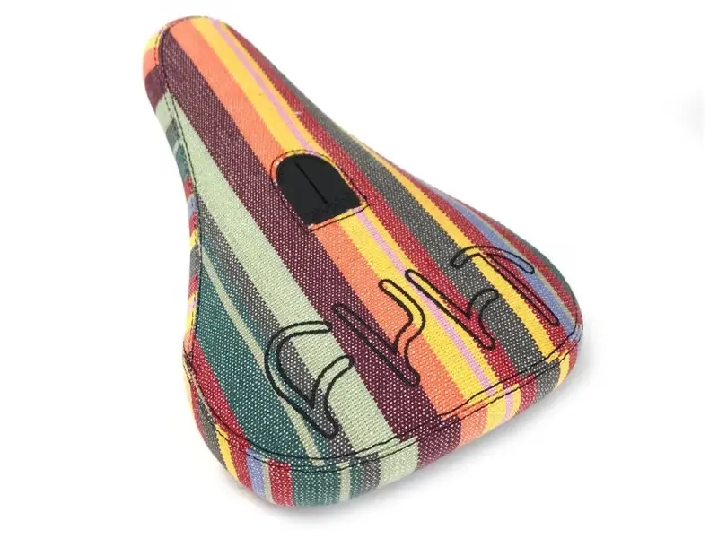 Cult "Mexican Blanket" 2018 Pivotal Sattel