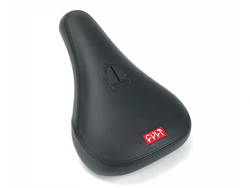 Cult "Logo 18" Pivotal Sattel