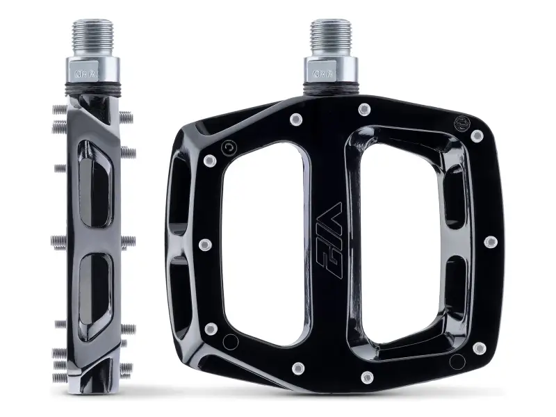 DMR "V12 Magnesium" MTB Pedals