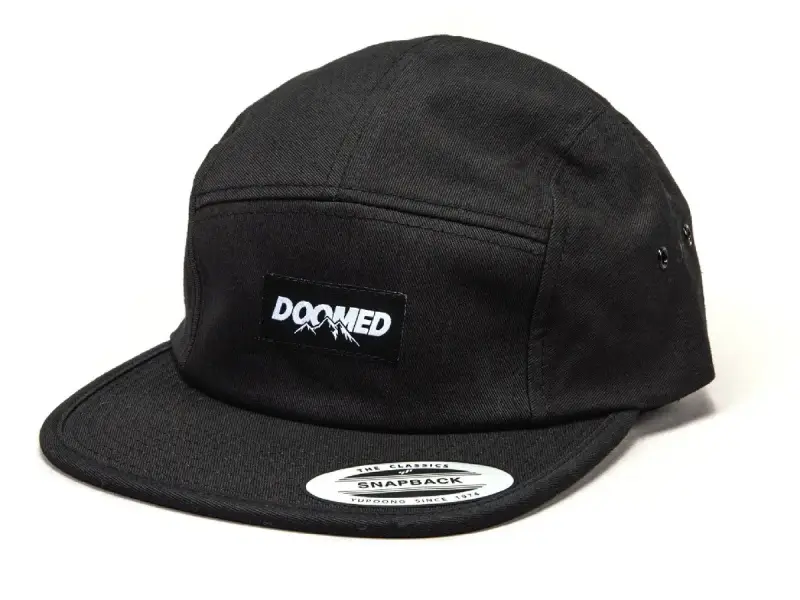 Doomed Brand "Mountain 5 Panel" Kappe