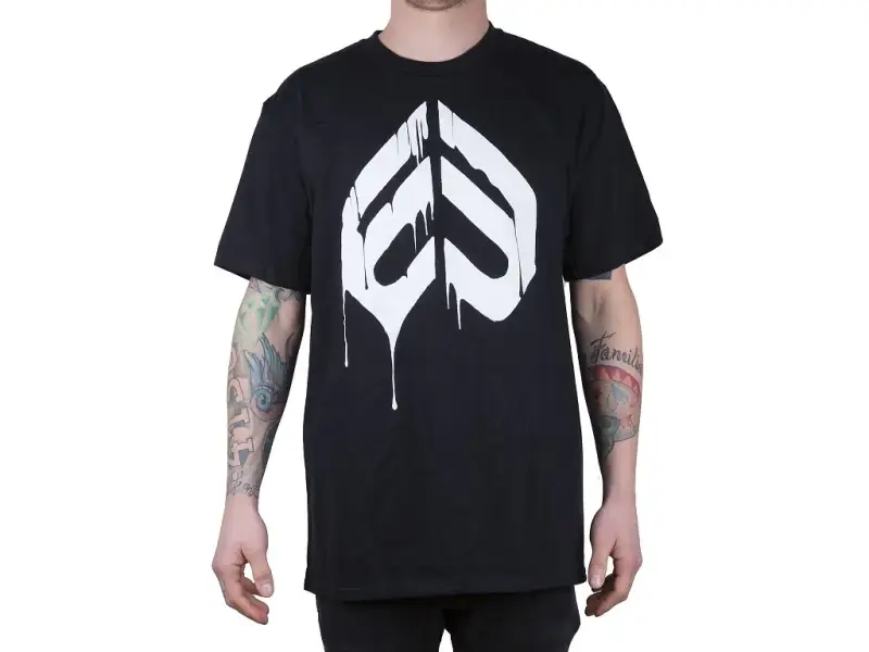eclat "Icon Drip" T-Shirt