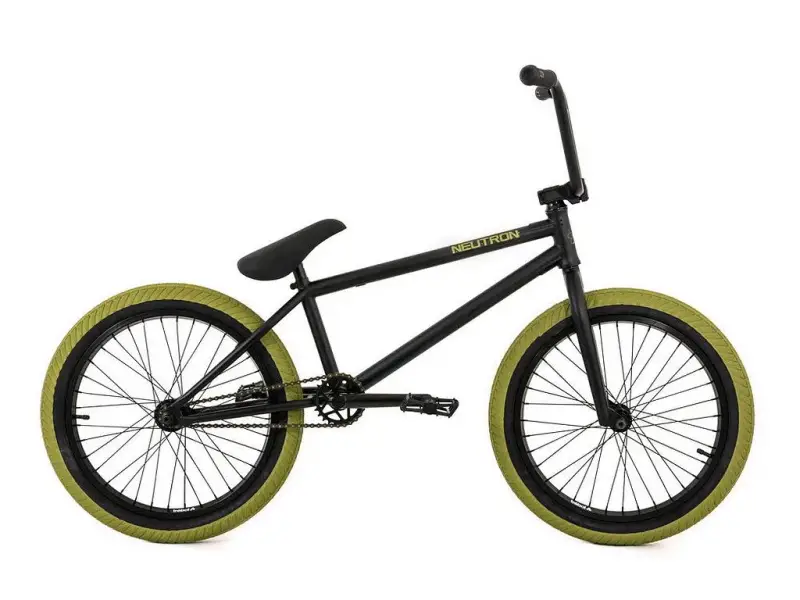 Flybikes "Neutron" 2016 BMX Bike - Flat Black / RHD