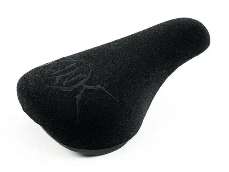 Kink Bikes "Solace Stealth" Pivotal Sattel