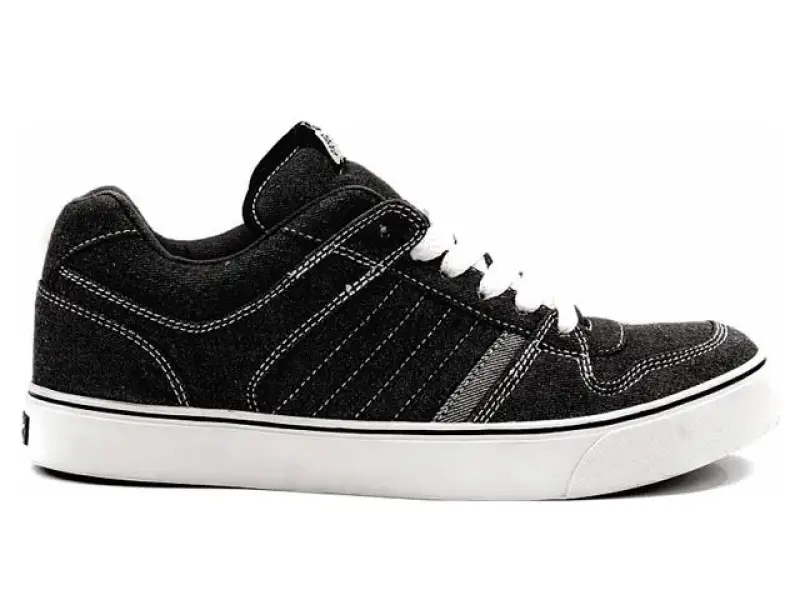 Lotek "Enns" Shoes