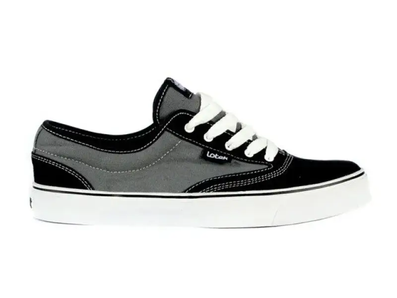 Lotek "Nightwolf Slim" Shoes