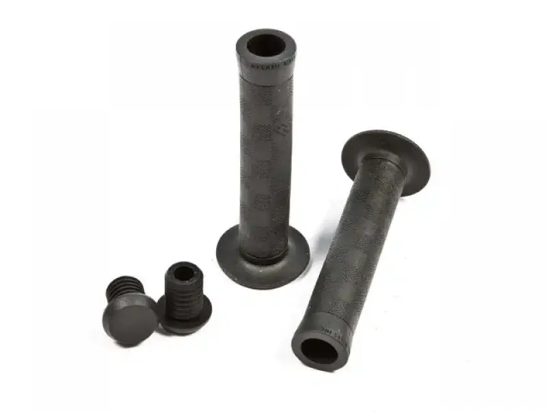 MacNeil "Traveler" Griff