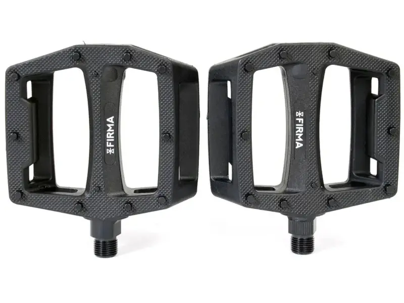 Firma "Plasitc" Pedals