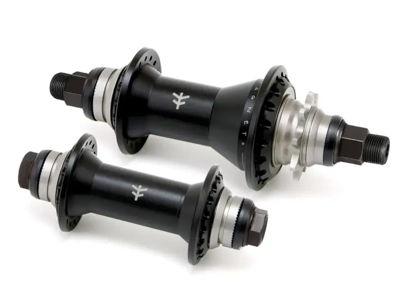 Flybikes "Magneto CrMo Male" Hub Set