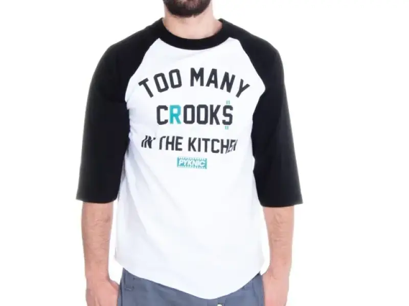 Pyknic "Too Many Cooks 3/4" Longsleeve