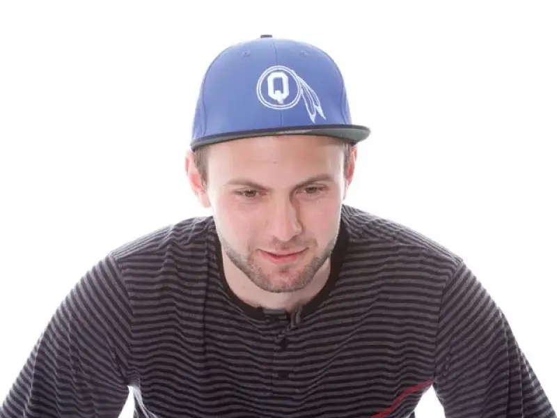 Quintin "Braves" Cap