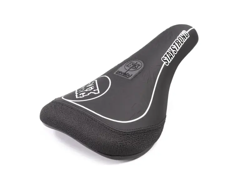 Stay Strong "Twilight Slim" Pivotal Sattel