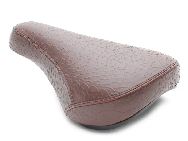 Stranger "Zefaria Stealth" Pivotal Seat