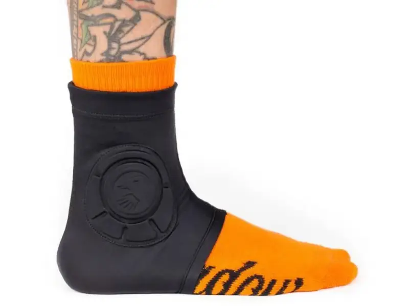 The Shadow Conspiracy "Invisa Lite" Knöchelschoner