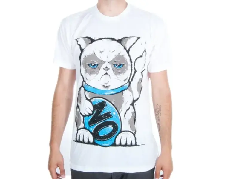 The Wandering "Grumpy Cat" T-Shirt