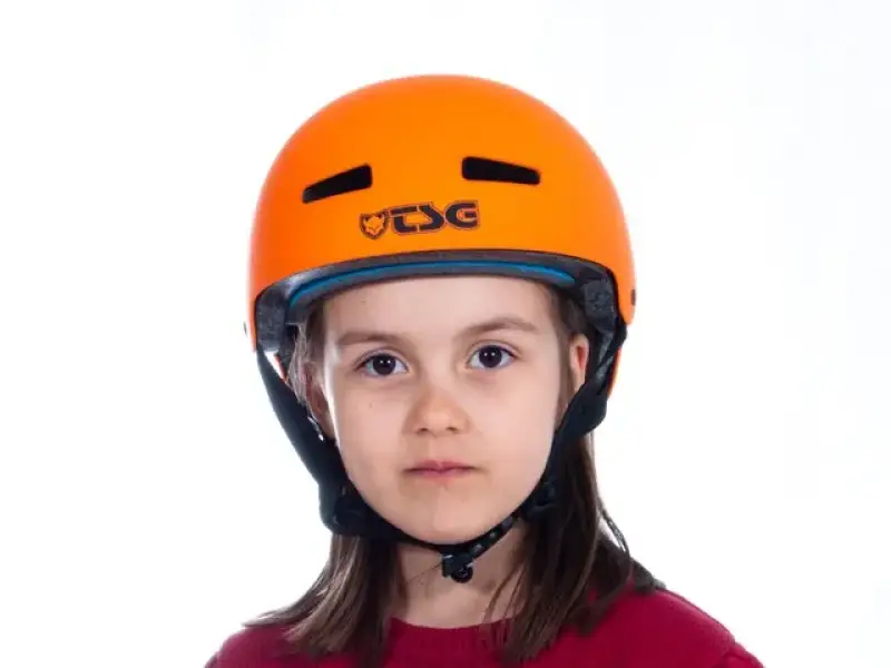 TSG "Evolution Kids" Helm