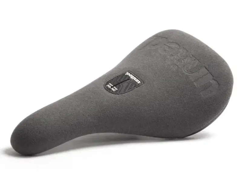 United "Squad" Pivotal Seat
