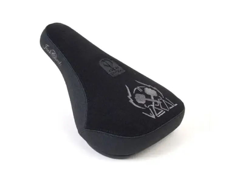 Vocal "Jack Hammer" Pivotal Seat