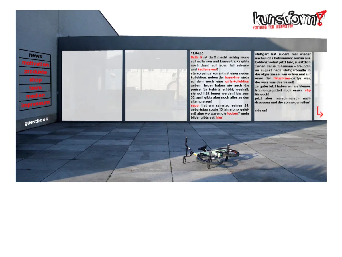 The kunstform site in April 2005: the flatland spot at the Württembergischer Kunstverein as backdrop, the news on the right