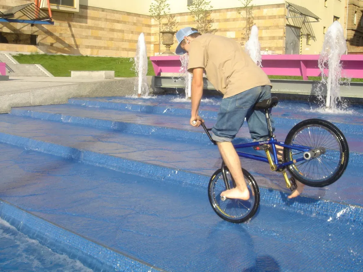 Flatland at the water steps