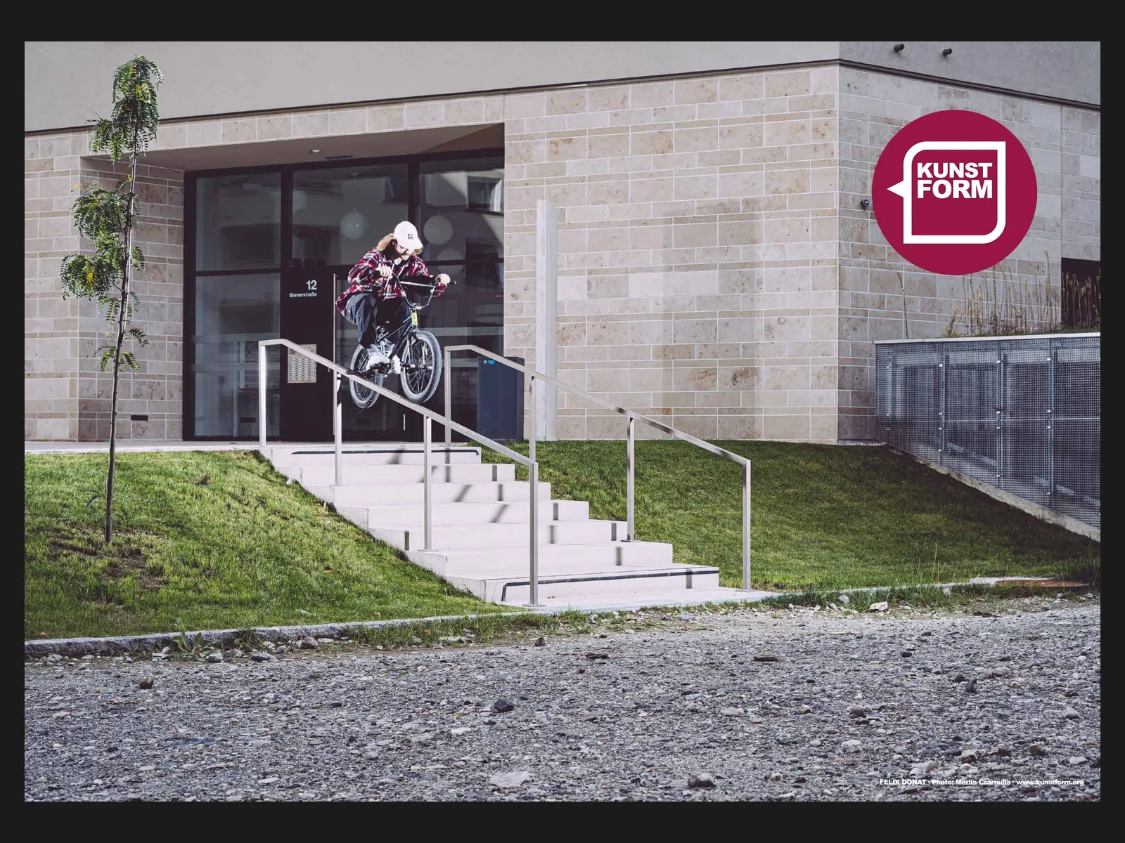 Team poster 2019: Felix Donat over a stair rail, photo Merlin Czarnulla