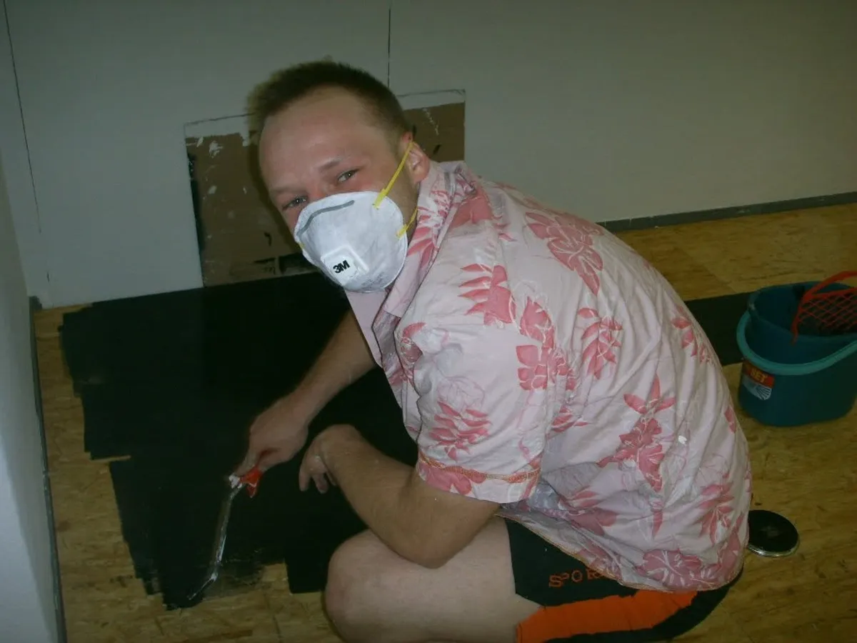 Laying the floor