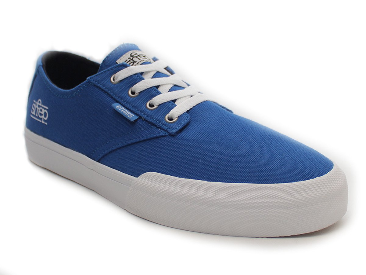 etnies blue shoes