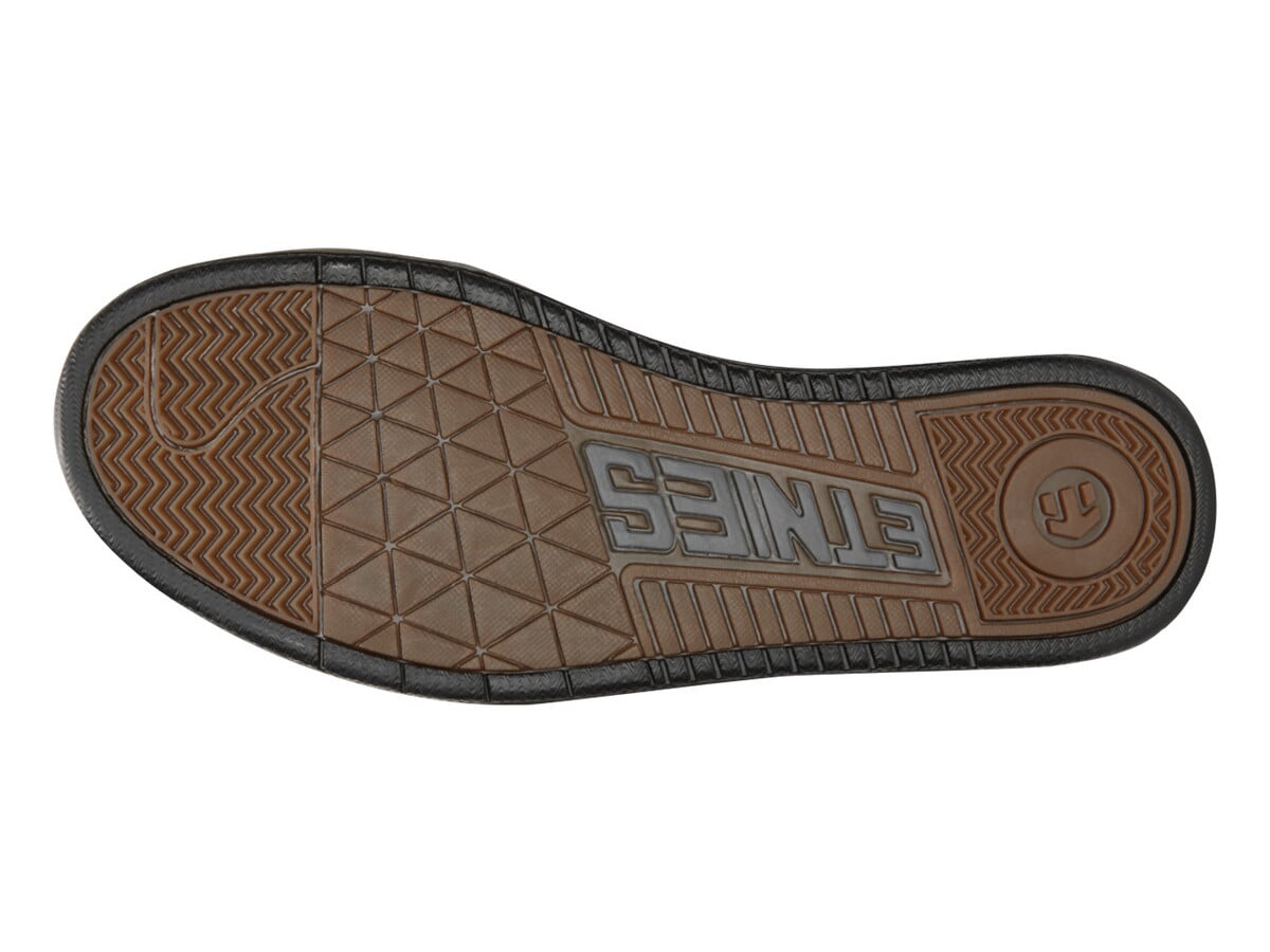 etnies kingpin shoes