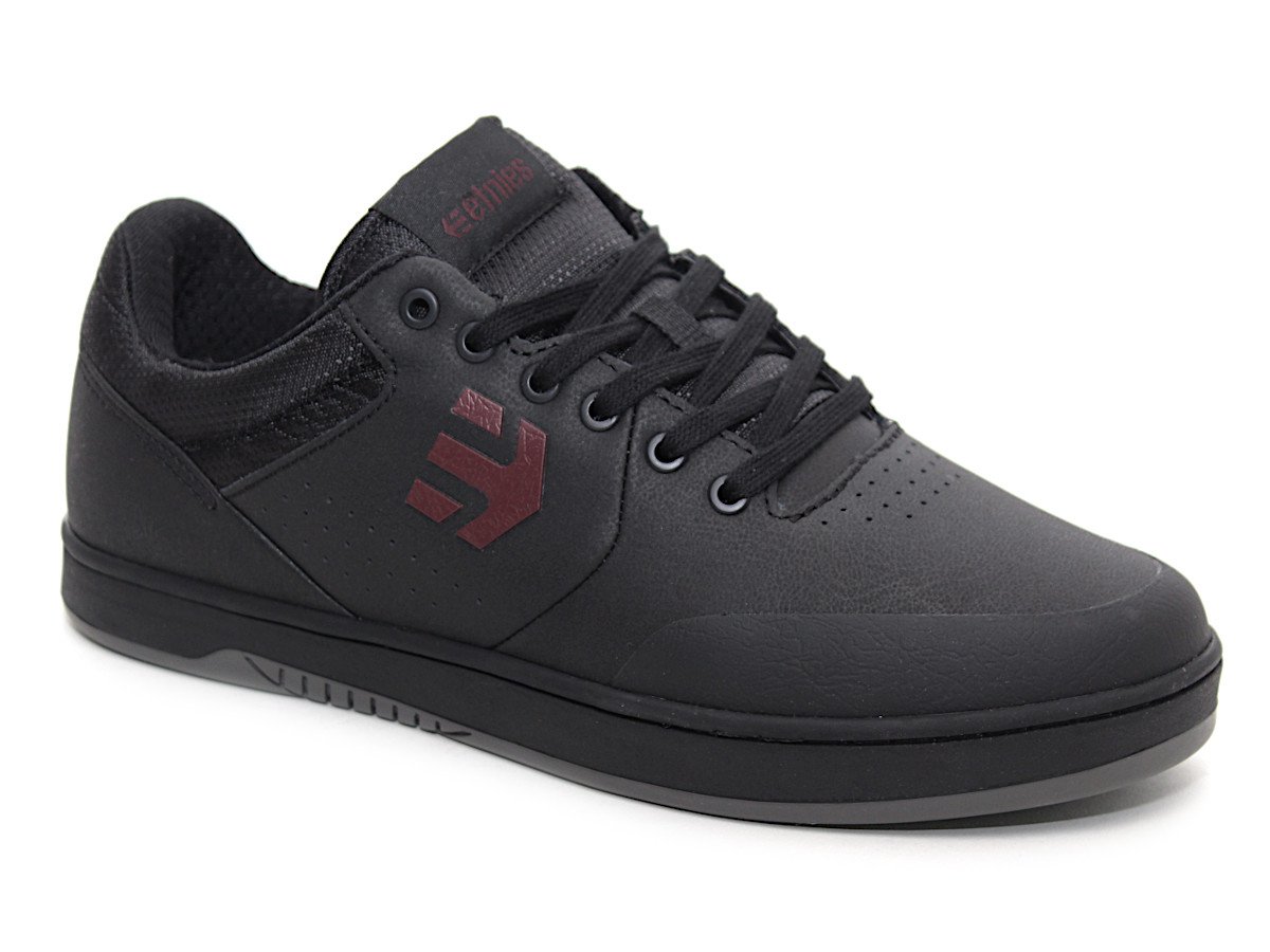 etnies red shoes