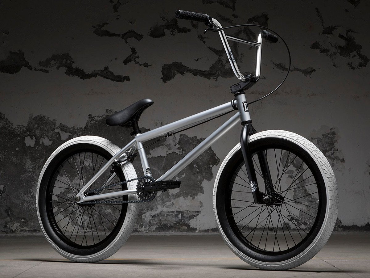 Kink Bikes "Curb" 2018 BMX Bike Matte Silver Fox kunstform BMX Shop