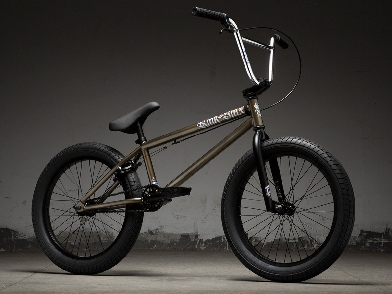 Kink Bikes "Curb" 2019 BMX Rad Gloss Nickel kunstform BMX Shop