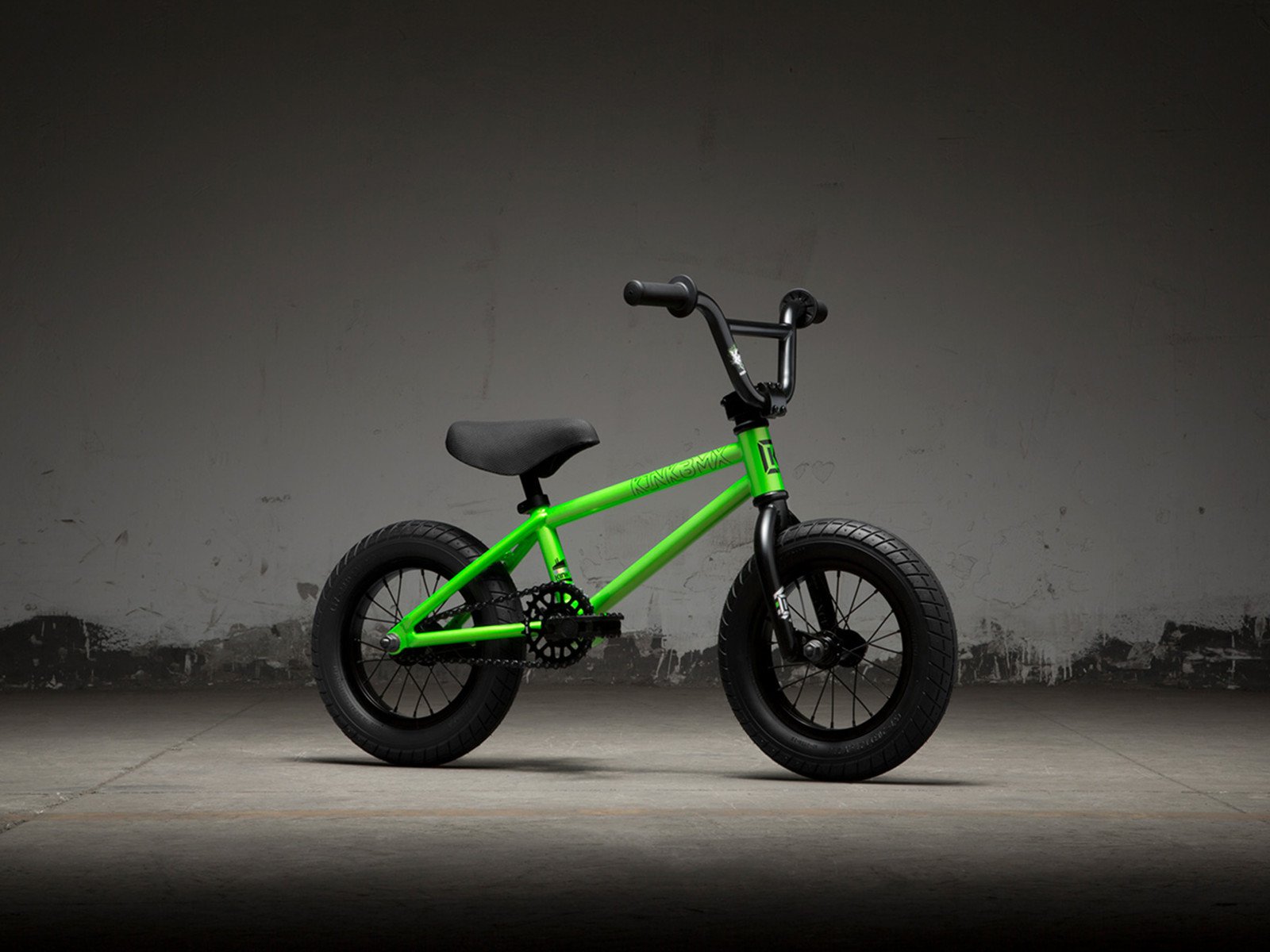 Kink Bikes "Roaster 12" 2019 BMX Bike Gloss Nuclear Green 12 Inch