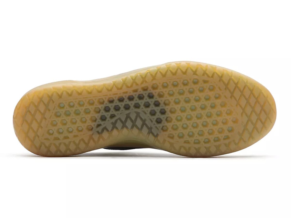 vans ave pro yellow